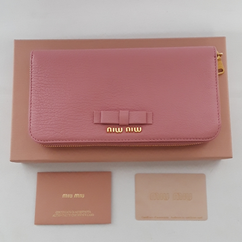 NIB Miu Miu 5ML506 Pink Leather zip Around wallet - Picture 8 of 8